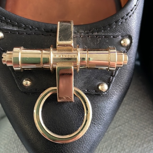 Givenchy Leather Flats - Picture 5 of 16